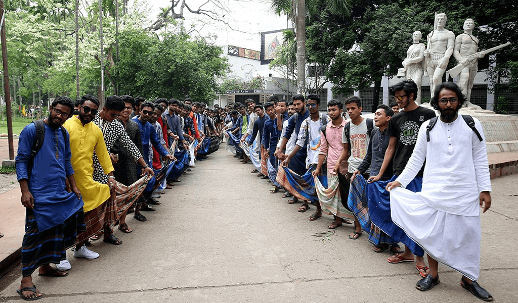 মুহাম্মাদ এবং আল্লাহর লুঙ্গি